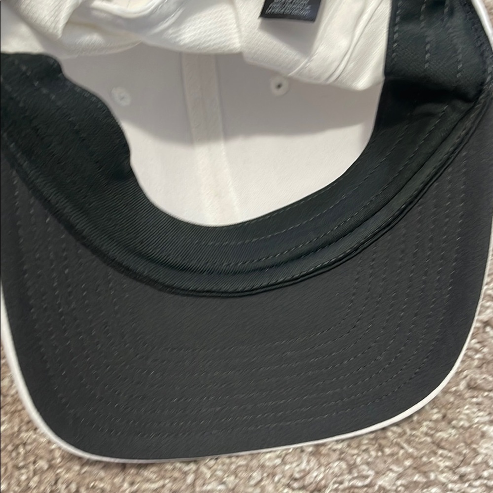 NWOT Nike Classic White Cap - Picture 7 of 8